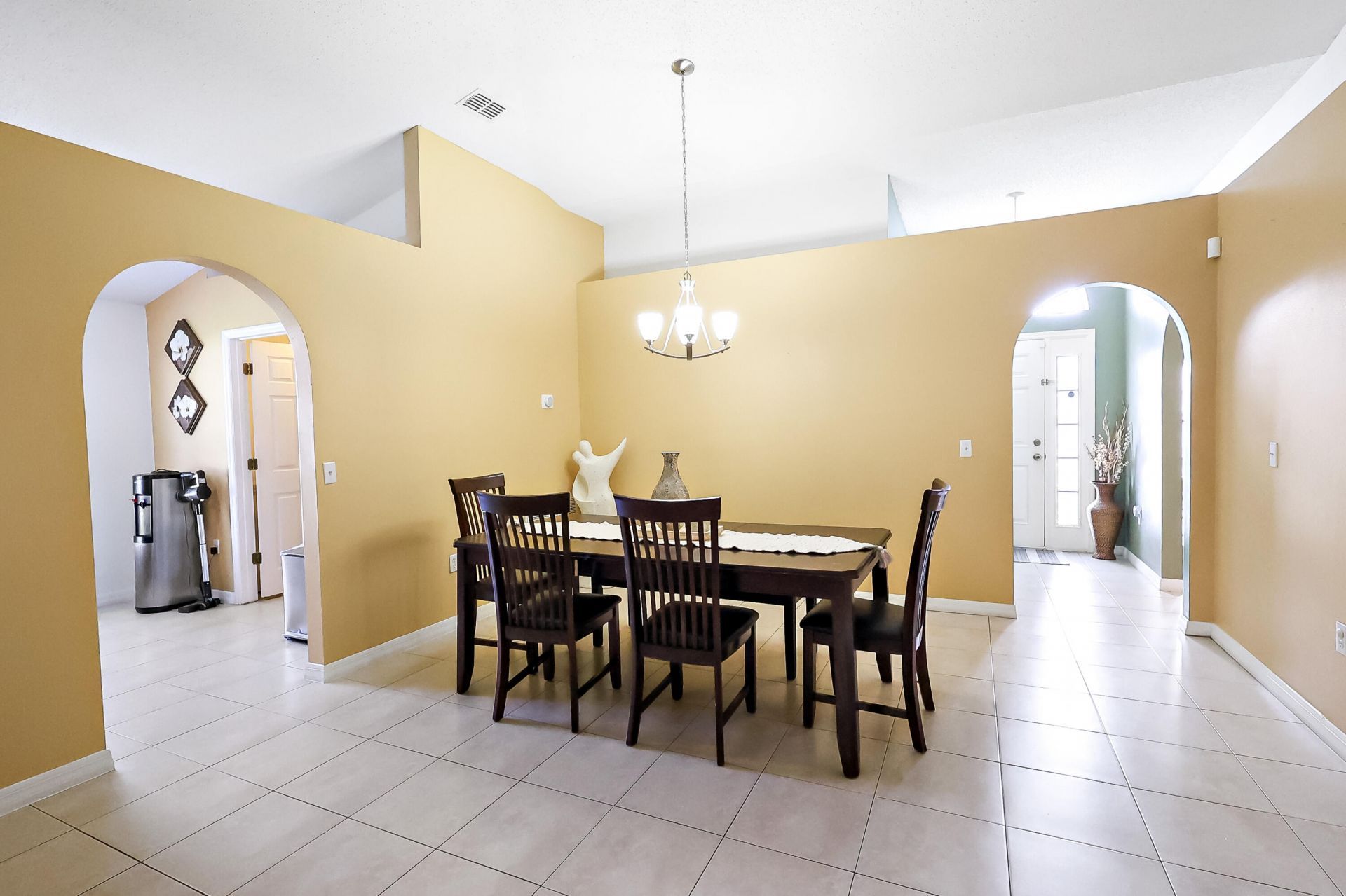 8745 105th Court, Vero Beach, FL 32967 Photo