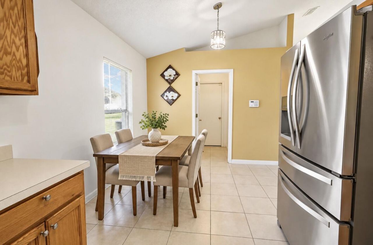 8745 105th Court, Vero Beach, FL 32967 Photo