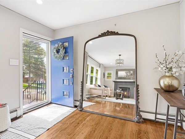 87 Lakeview Avenue , Hartsdale, NY 10530
