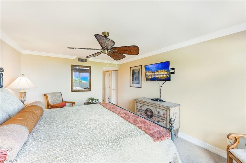 4005 Gulf Shore Blvd N, Unit 607, Naples, FL 34103 Photo