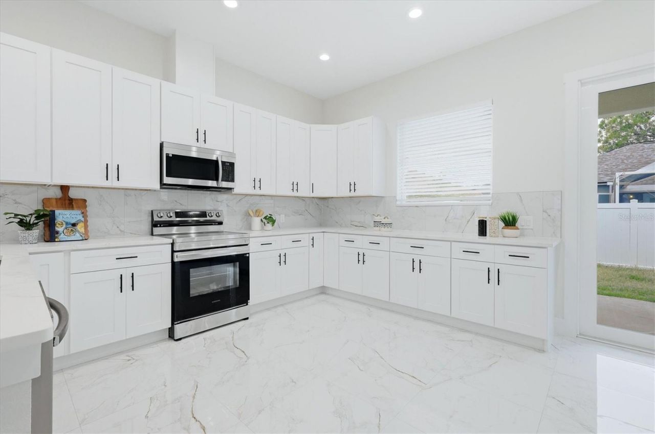 6042 105th Terrace N, Pinellas Park, FL 33782 Photo