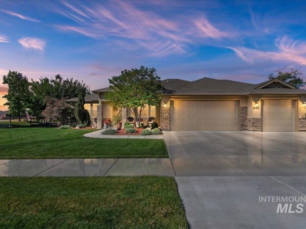 1441 N Bowknot Lake Way, Star, ID 83669