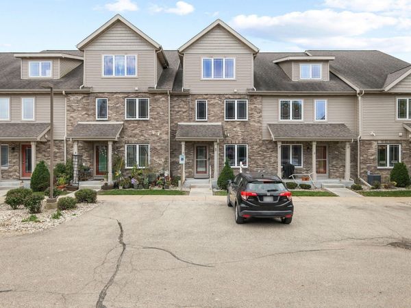 6720 Fairhaven Road, Unit 3, Madison, WI 53719