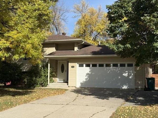 1504 Avenue B, Wahpeton, ND 58075