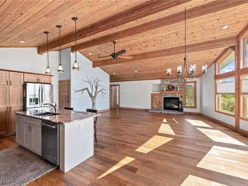 7877 W Smith Road, Medina, OH 44256 Photo 10
