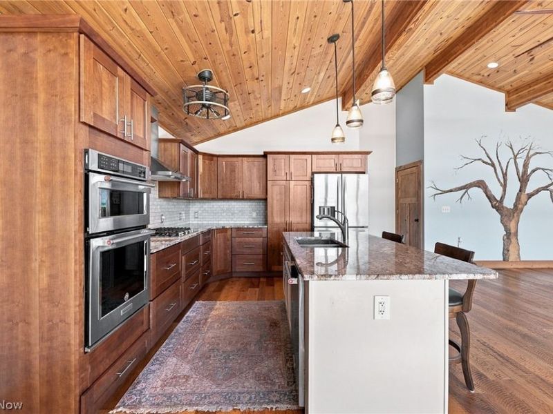 7877 W Smith Road, Medina, OH 44256 Photo 14