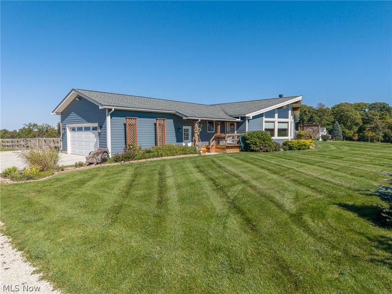 7877 W Smith Road, Medina, OH 44256 Photo 2