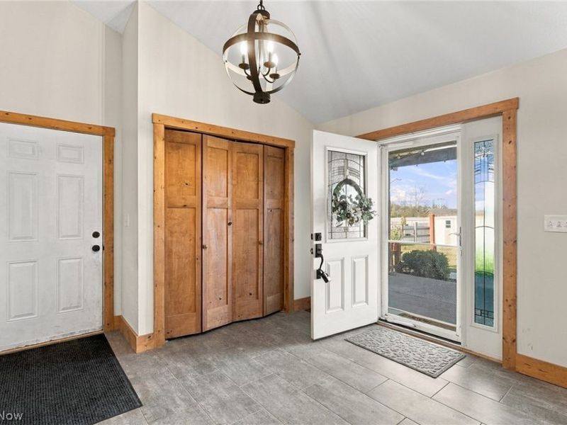 7877 W Smith Road, Medina, OH 44256 Photo 5