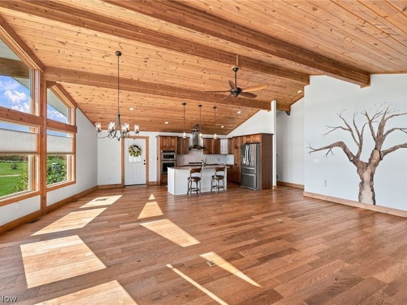 7877 W Smith Road, Medina, OH 44256 Photo 9