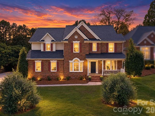 11528 Essex Fells Drive, Charlotte, NC 28277