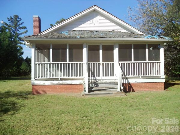 149 Mount Vernon Church Road , Olin, NC 28660