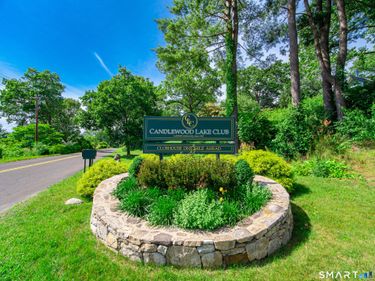 9 Chimney Point , New Milford, CT 06776