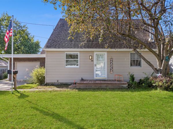 803 E 14th Street N, Newton, IA 50208