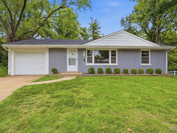 101 Florwood , St Louis, MO 63135