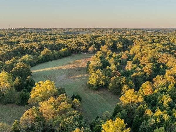 000 Private Drive 1063, St James, MO 65559
