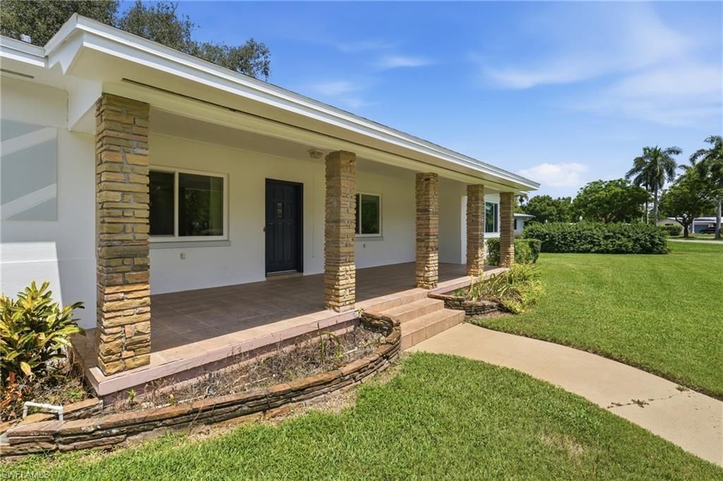 2610 Cortez Blvd, Fort Myers, FL 33901 Photo