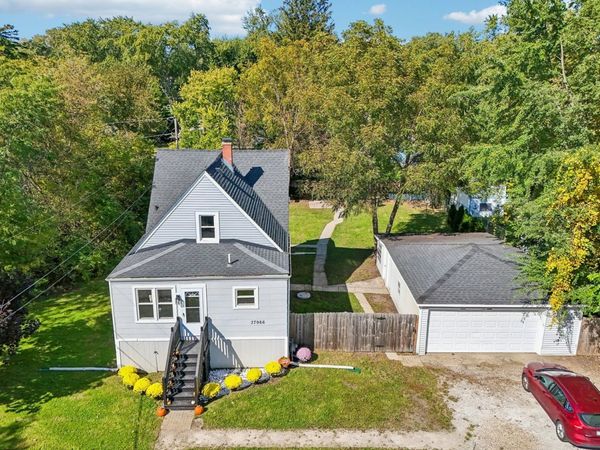 37966 N Nora Place, Spring Grove, IL 60081