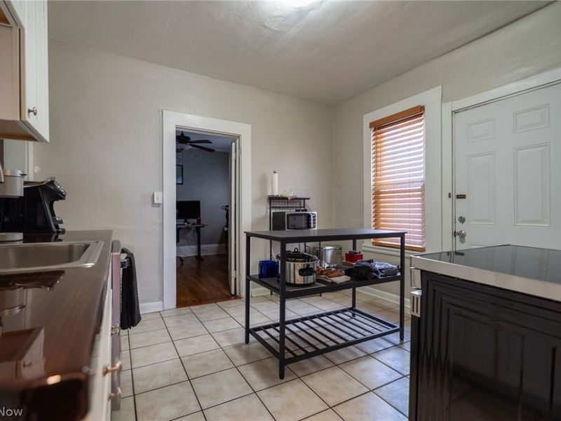 1939 Coltman Road, Cleveland, OH 44106 Photo 9