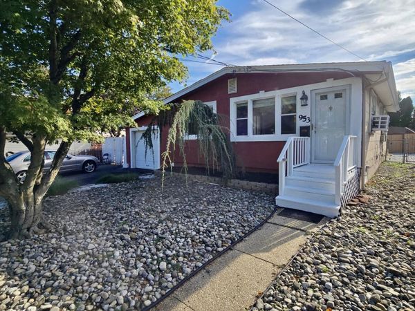 953 Greenwood Avenue, Keyport, NJ 07735