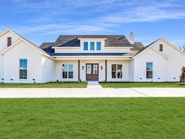 151 Tres Vistas Court, Cresson, TX 76035