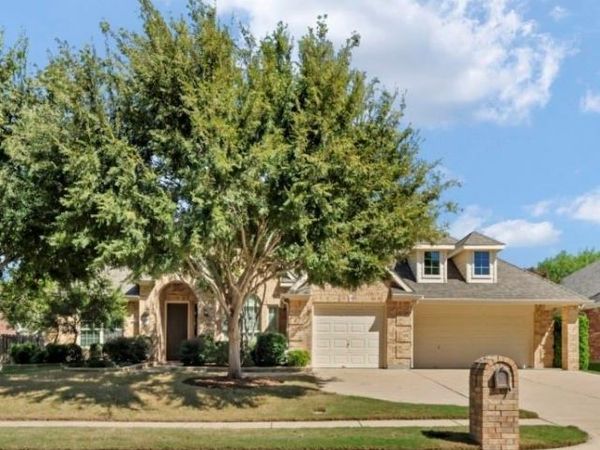 1302 Rosebriar Lane, Mansfield, TX 76063
