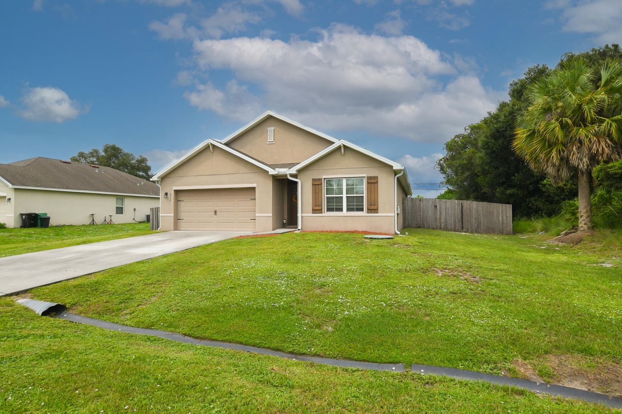 613 SW Post Terrace, Port Saint Lucie, FL 34953 Photo