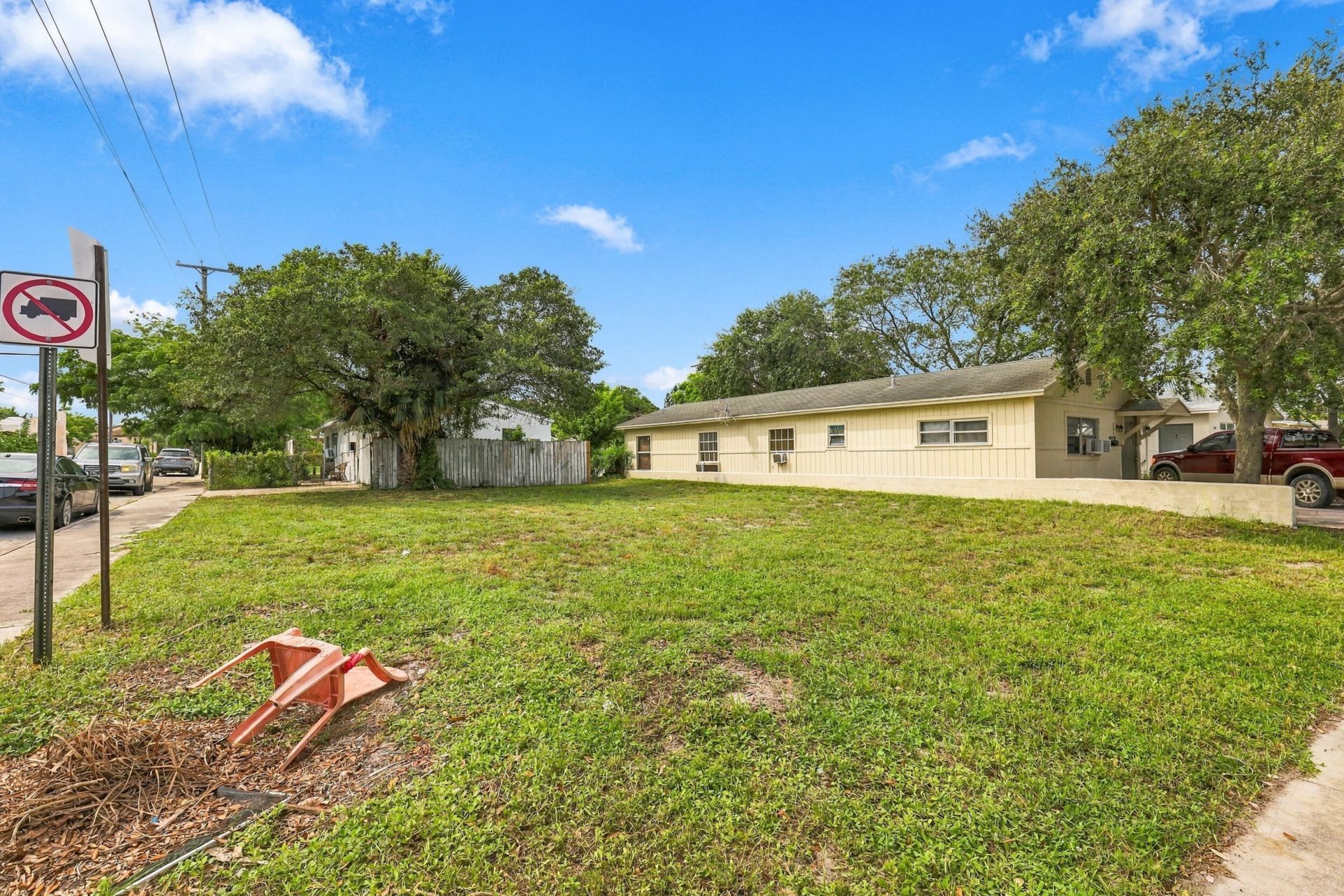 1208 3rd Avenue S, Lake Worth Beach, FL 33460 Photo