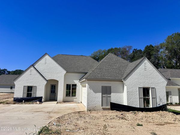 352 Aurora Circle, Canton, MS 39046