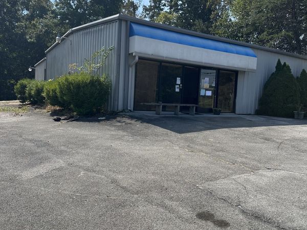 2491 Newport Hwy , Sevierville, TN 37876