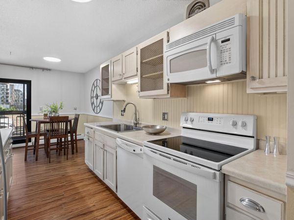 6615 Lake Shore Drive S, Unit 304, Richfield, MN 55423