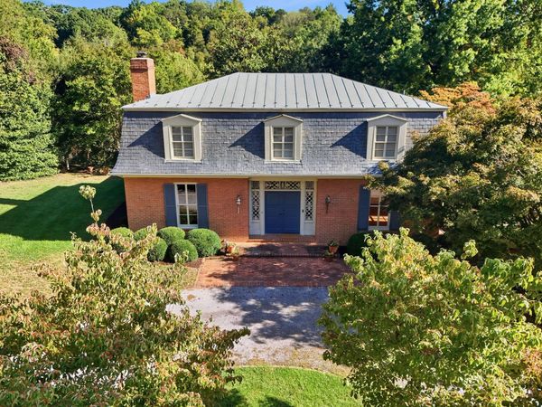 630 Dogwood DR , Salem, VA 24153
