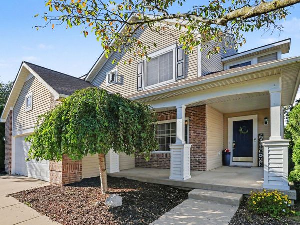5405 Maple Hill Avenue SE, Ada, MI 49301