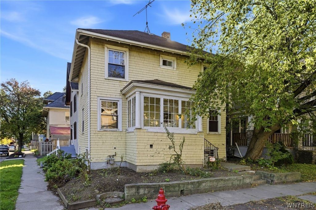 249 Oxford Avenue, Buffalo, NY 14209 Main Photo