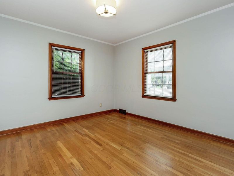 734 Euclaire Avenue, Columbus, OH 43209 Photo 12