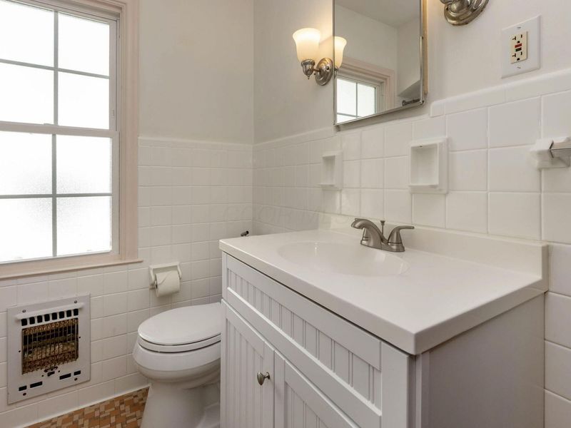 734 Euclaire Avenue, Columbus, OH 43209 Photo 14