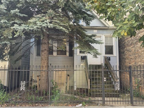 5047 W CHICAGO Avenue, Chicago, IL 60651