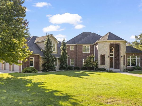 1349 Sleepy Hollow Road , Amboy, IL 61310