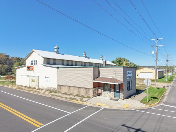 504 W Main St, La Farge, WI 54639