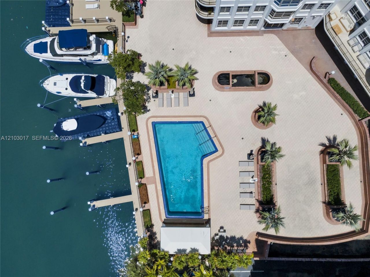 5660 Collins Ave, Unit 4B, Miami Beach, FL 33140 Photo