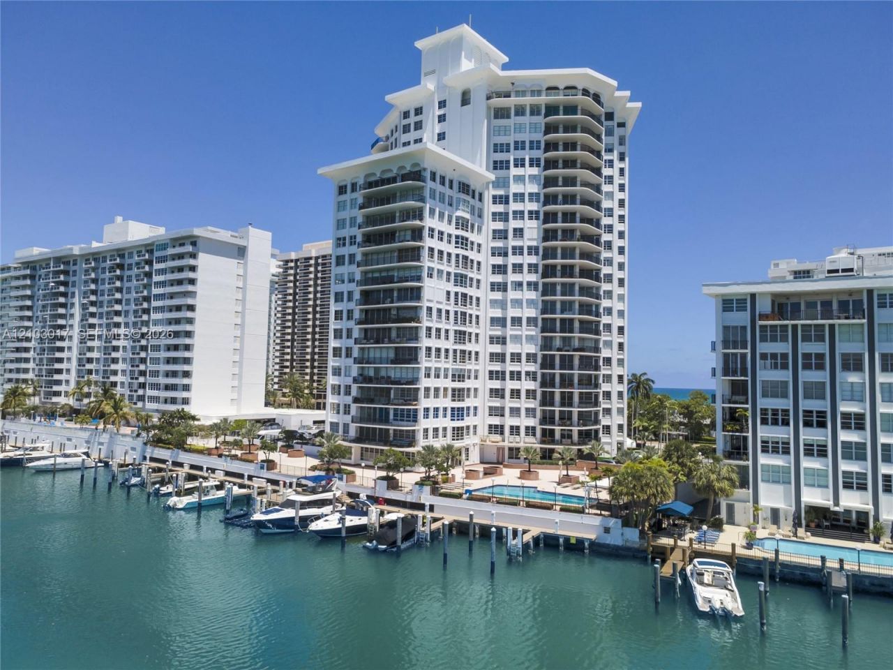 5660 Collins Ave, Unit 4B, Miami Beach, FL 33140 Photo