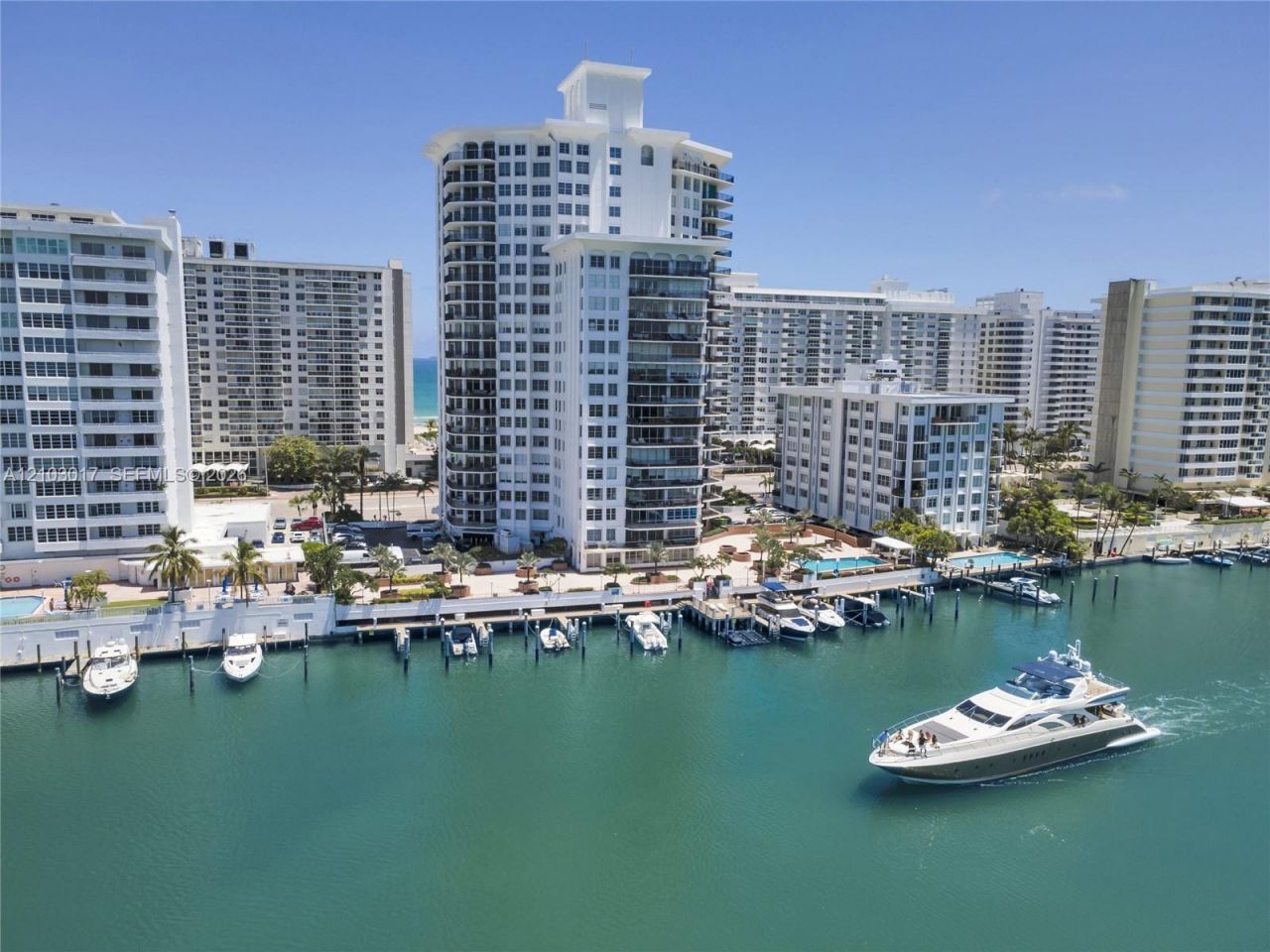 5660 Collins Ave, Unit 4B, Miami Beach, FL 33140 Photo