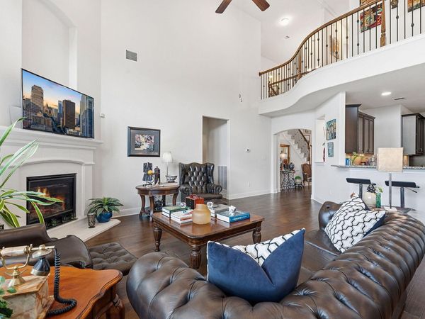 198 Senna DR, Dripping Springs, TX 78620