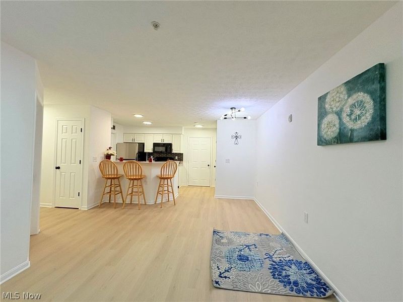 23003 Chandlers Lane, Unit 104, Olmsted Falls, OH 44138 Photo 14