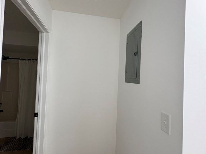 23003 Chandlers Lane, Unit 104, Olmsted Falls, OH 44138 Photo 22