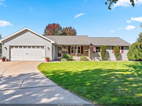 3123 W OTTERTAIL COURT, Green Bay, WI 54311