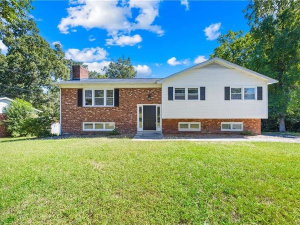 5528 Mauldin Drive , High Point, NC 27263