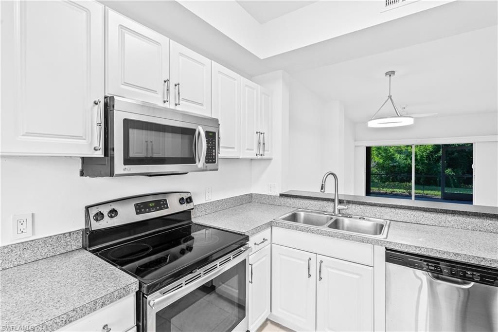 5480 16th Pl Sw, Unit 203, Naples, FL 34116 Photo