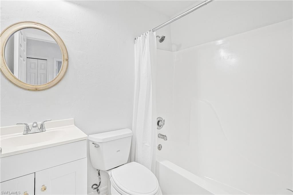 5480 16th Pl Sw, Unit 203, Naples, FL 34116 Photo