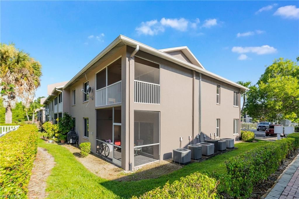 5480 16th Pl Sw, Unit 203, Naples, FL 34116 Photo