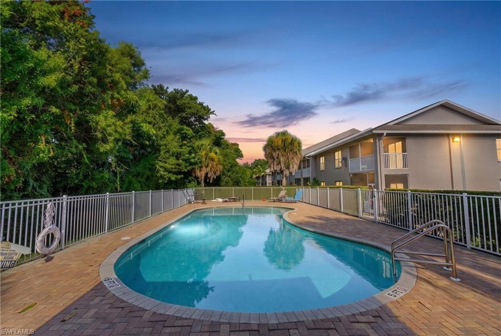 5480 16th Pl Sw, Unit 203, Naples, FL 34116 Photo